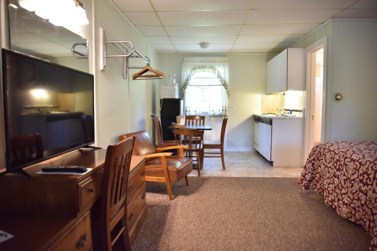 بار هاربور Acadia Pines Motel المظهر الخارجي الصورة