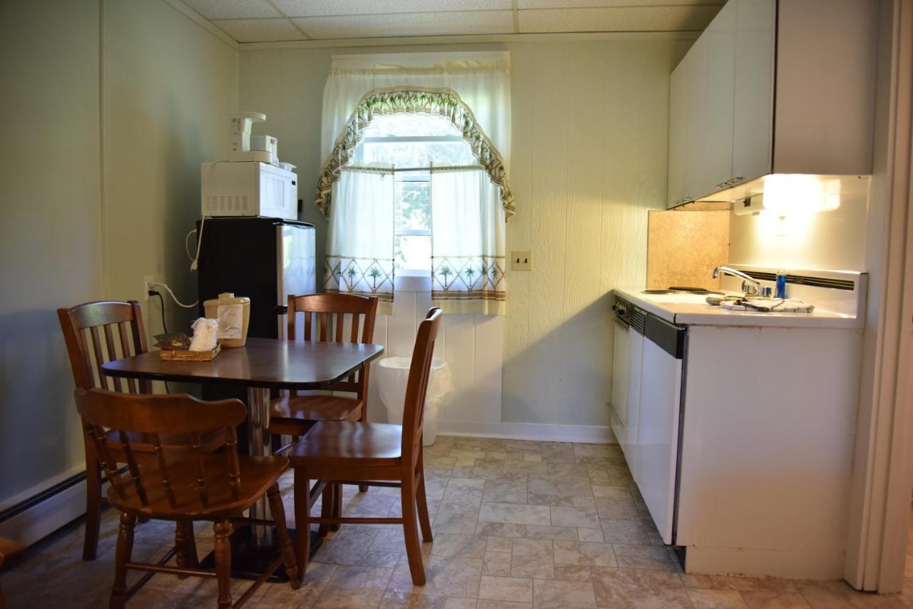 بار هاربور Acadia Pines Motel المظهر الخارجي الصورة