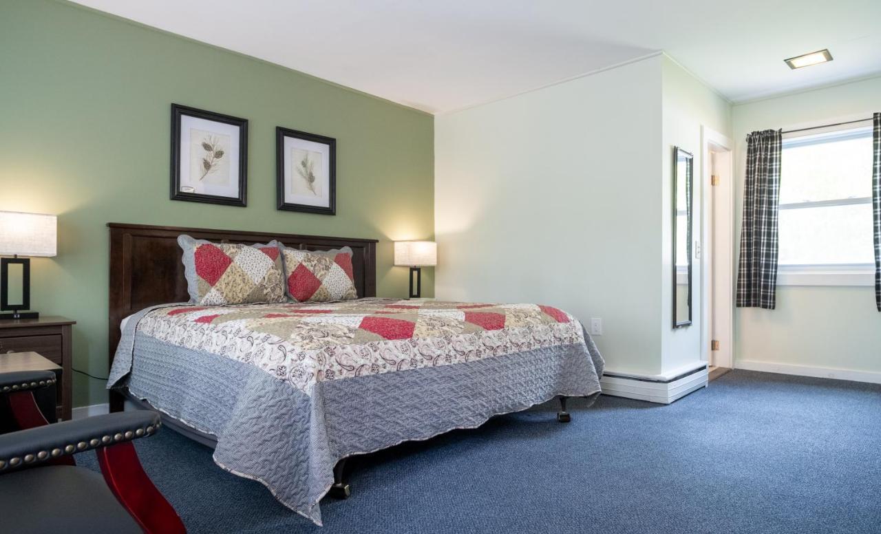 بار هاربور Acadia Pines Motel المظهر الخارجي الصورة