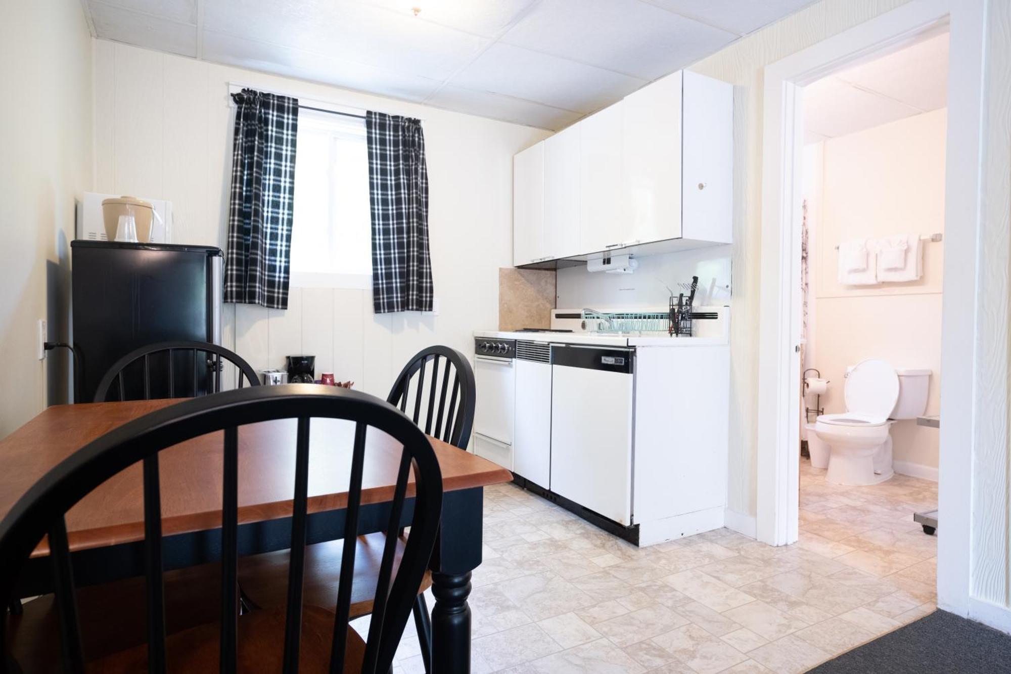 بار هاربور Acadia Pines Motel المظهر الخارجي الصورة